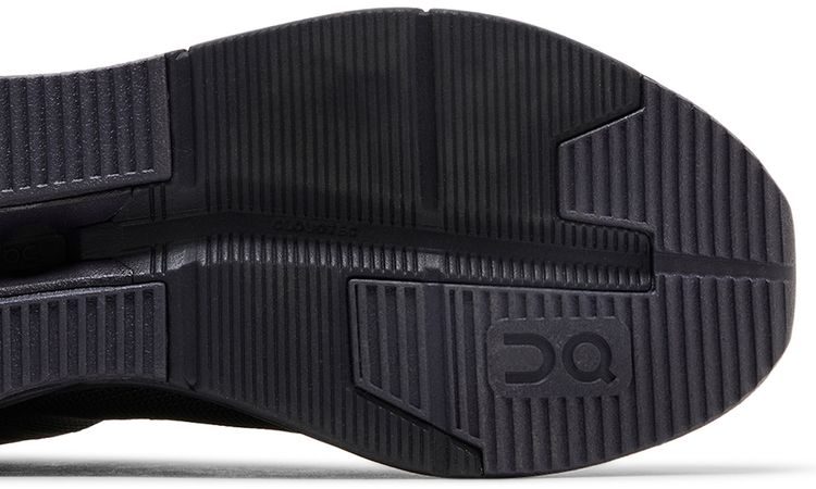 ON Cloudnova Flux Suma