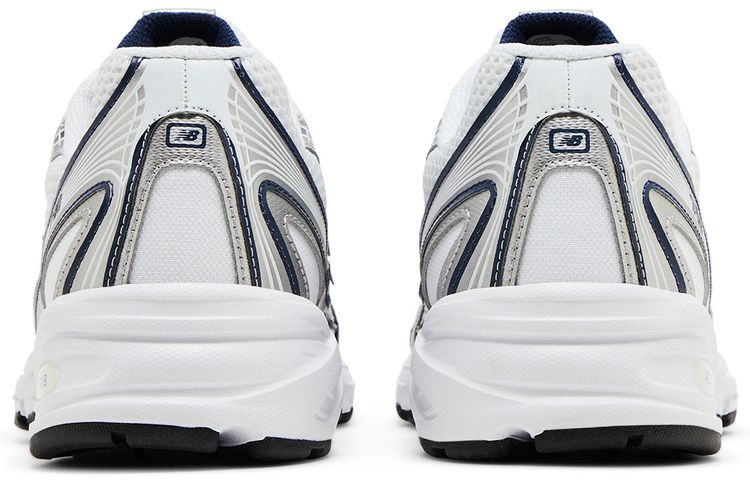 740v2 White Navy Shadow Grey