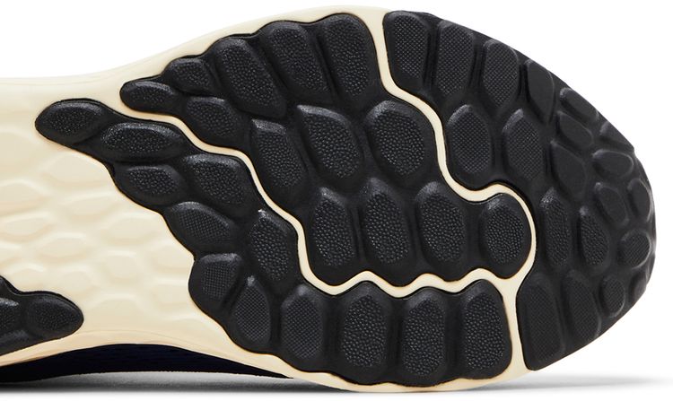 New Balance Fresh Foam Arishi v4 4E Wide Inkwell