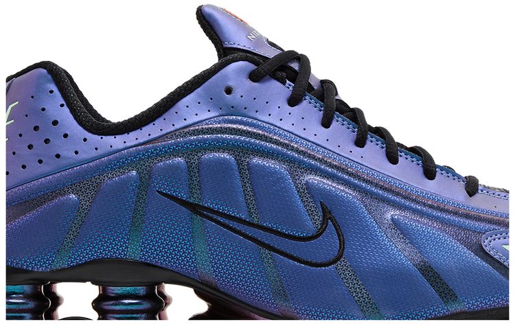 Nike Shox R4 Iridescent
