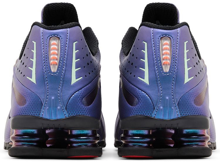 Nike Shox R4 Iridescent