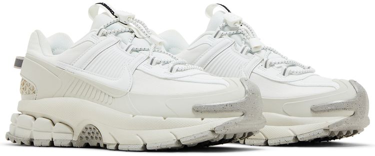 Zoom Vomero Roam Summit White