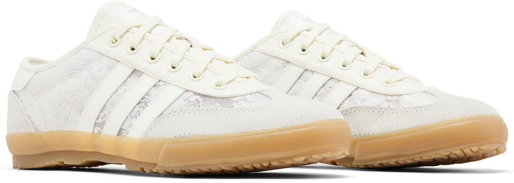 Naked x adidas Tischtennis Silvery Daisy Pack