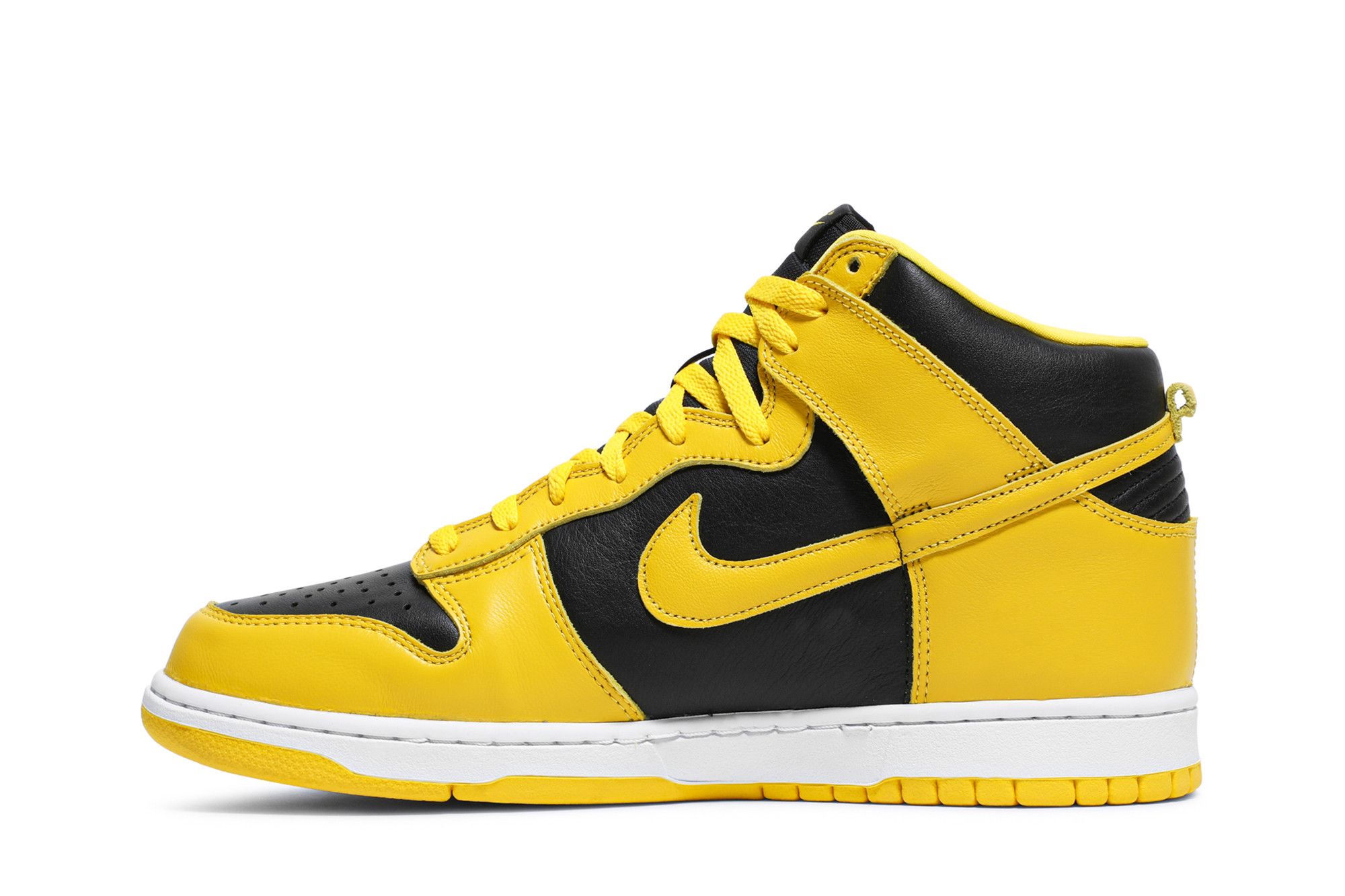 Nike dunks b iowa shop