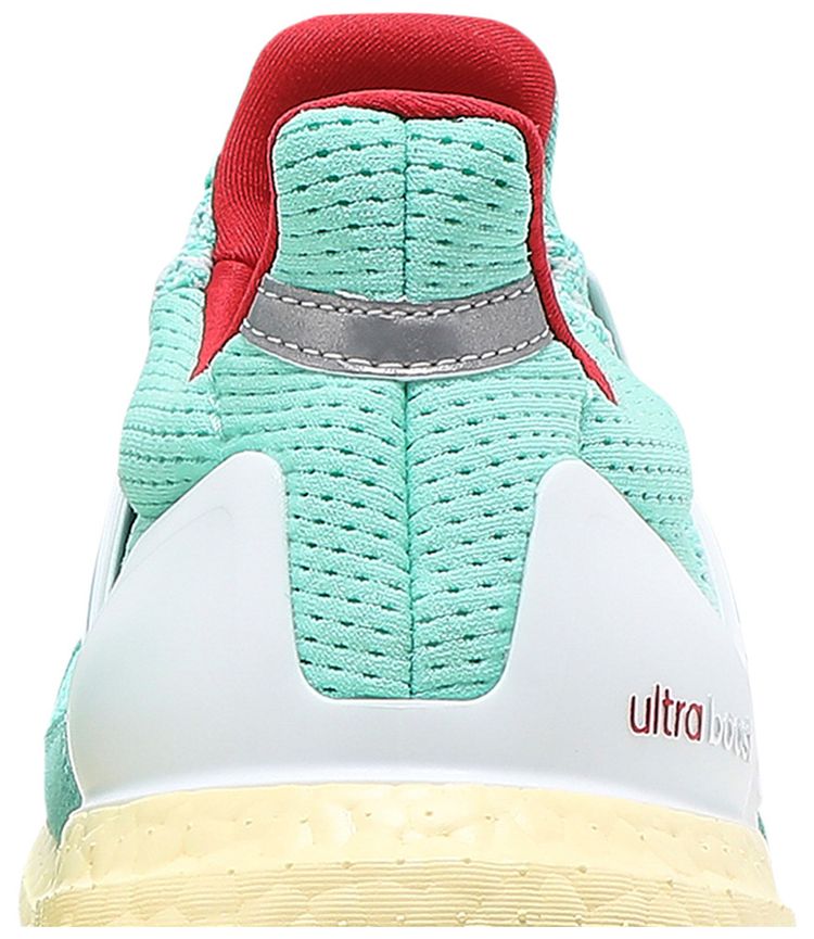 UltraBoost 10 DNA ZX 9000