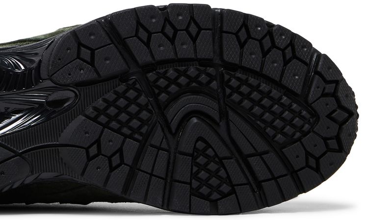 JJJJound x 2002R GORE TEX Pine