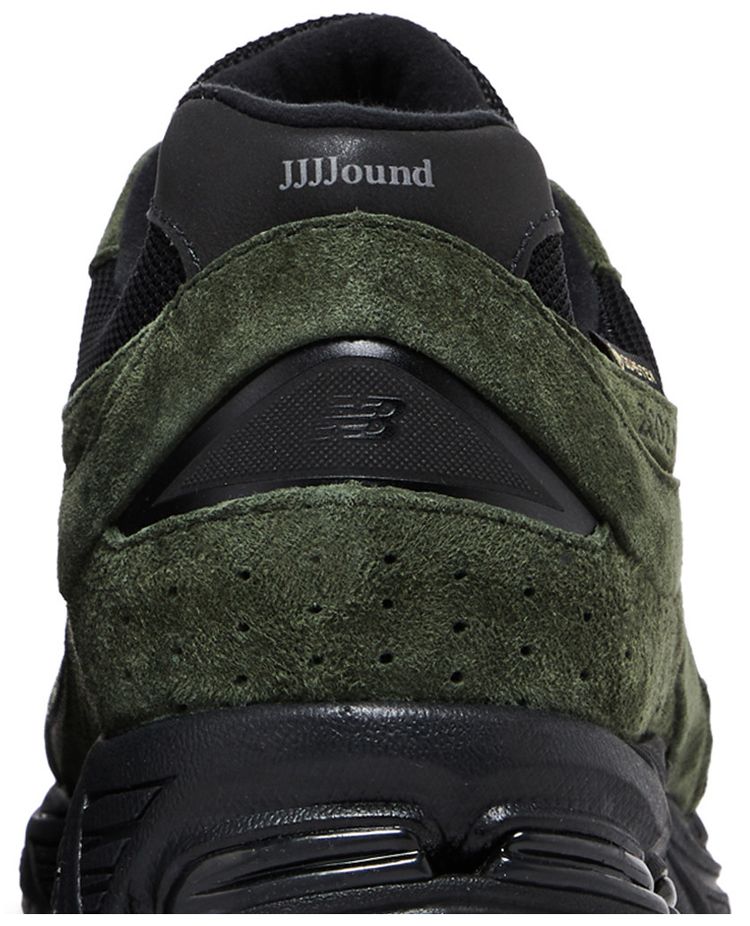 JJJJound x 2002R GORE TEX Pine