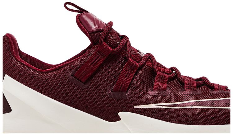 Nike LeBron 13 Low Team Red