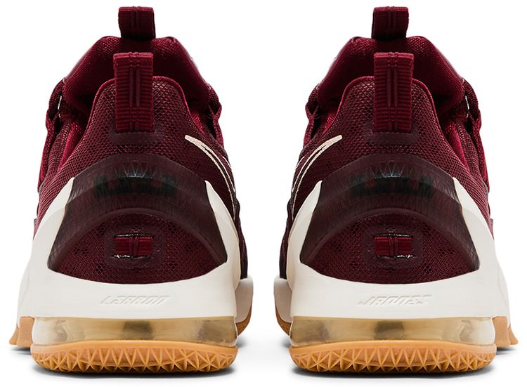 Nike LeBron 13 Low Team Red