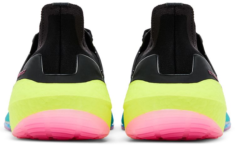 Adidas UltraBoost 22 Black Multi Gradient