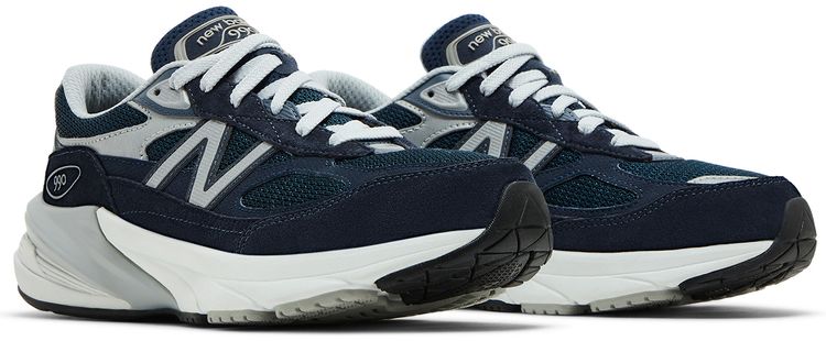 New Balance 990v6 Big Kid Navy
