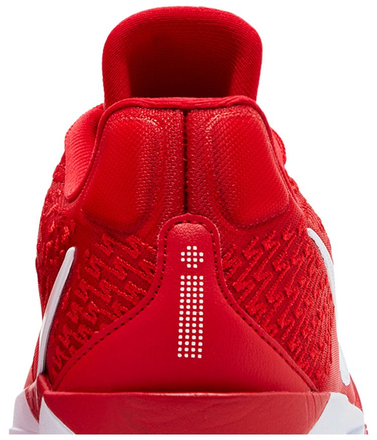 Nike Wmns Sabrina 2 TB University Red