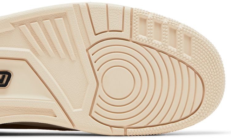 Jordan Spizike Low Flax