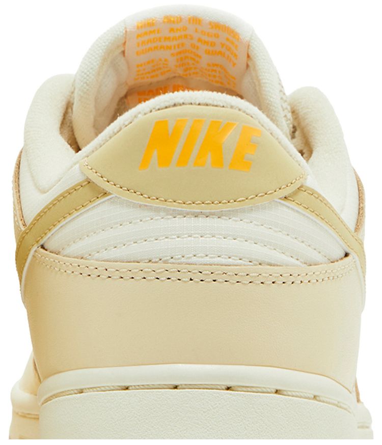Nike Wmns Dunk Low Muslin Team Gold