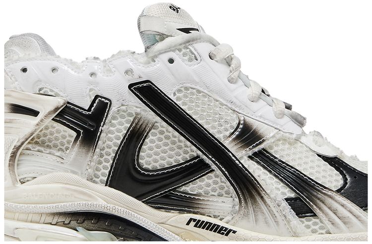 Balenciaga Runner Sneaker Gradient   White Black