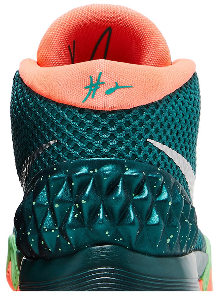 Nike Kyrie 1 Flytrap