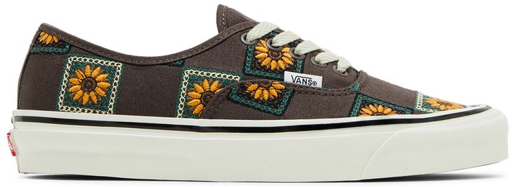 Vans Authentic 44 DX Granny Check   Chocolate