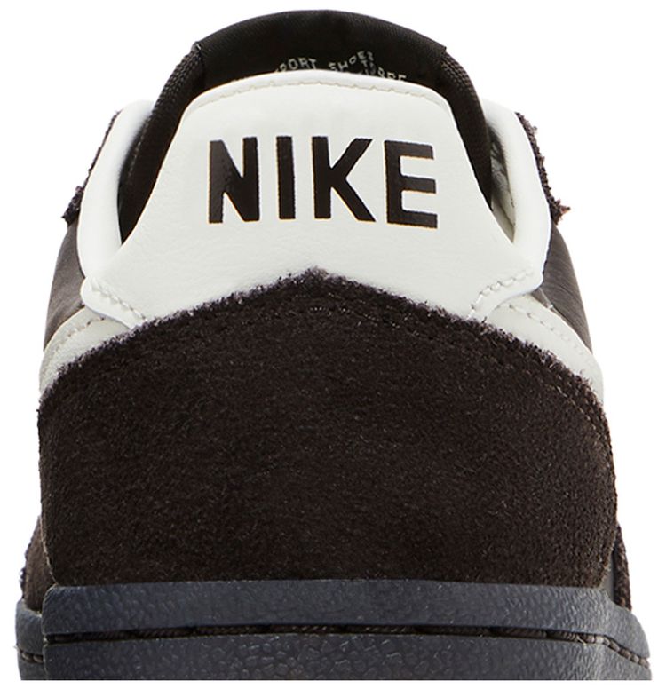 Nike Wmns Field General 82 Velvet Brown