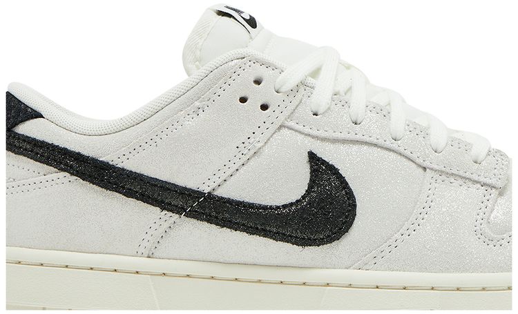 Nike Wmns Dunk Low SE White Glittery Suede