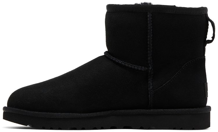 Wmns Classic Mini II Boot Black