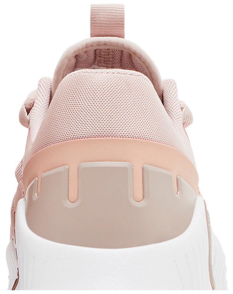 Wmns Free Metcon 5 Pink Oxford