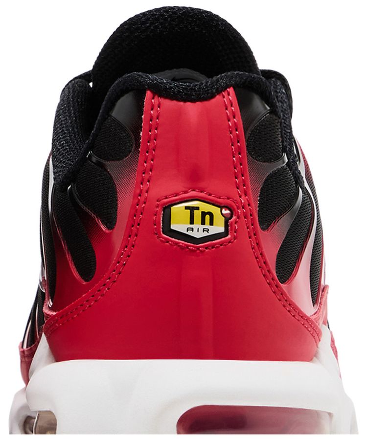 Nike Wmns Air Max Plus University Red Black