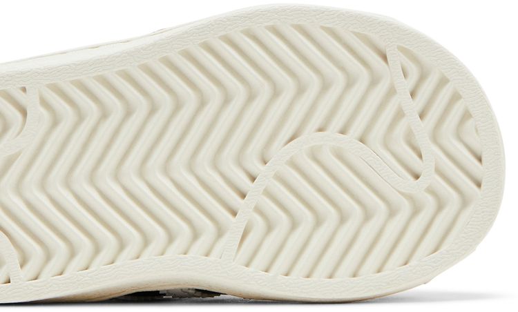 Hello Kitty x adidas Superstar Comfort Closure I 50th Anniversary