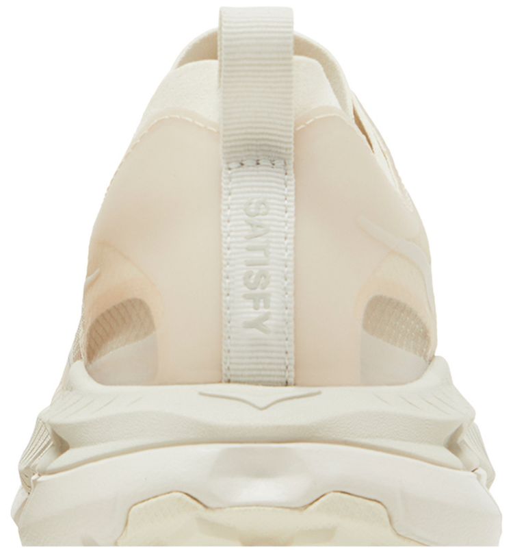 Satisfy x Mafate Speed 4 Lite Bone
