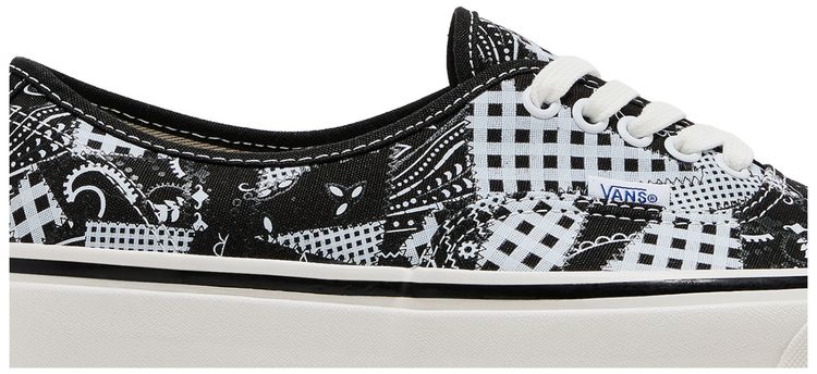 WP x Authentic 44 DX Paisley Patchwork   Black