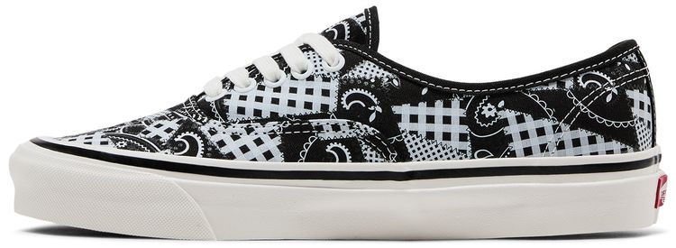 WP x Authentic 44 DX Paisley Patchwork   Black