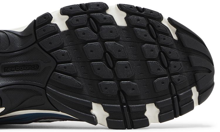 New Balance 740v2 Sea Salt Plum