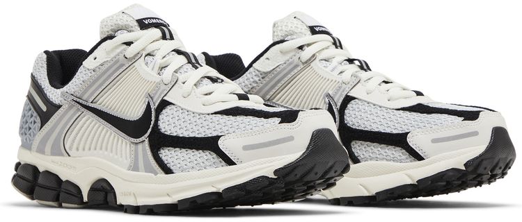 Nike Wmns Air Zoom Vomero 5 Photon Dust Black