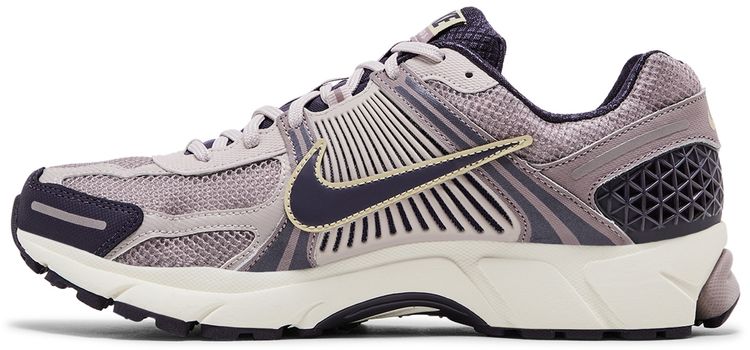 Air Zoom Vomero 5 Platinum Violet Gold