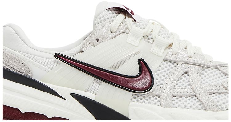 Nike Wmns V2K Run SE White Black Team Red