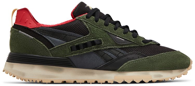 Street Fighter x Reebok LX 2200 Cammy