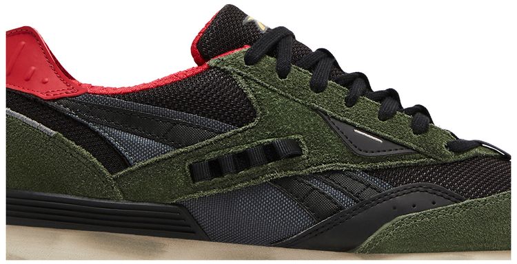 Street Fighter x Reebok LX 2200 Cammy