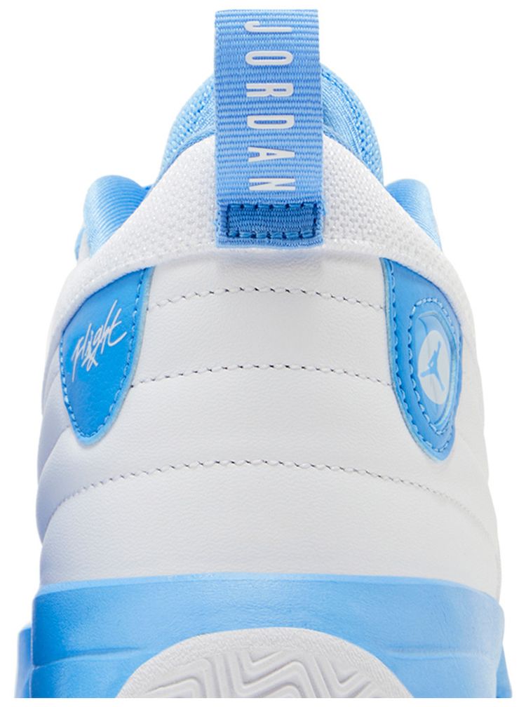 Air Jordan Wmns Jordan Max Aura 6 White University Blue