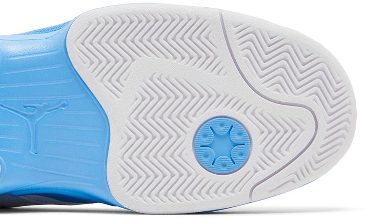 Air Jordan Wmns Jordan Max Aura 6 White University Blue