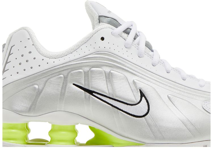 Nike Wmns Shox R4 White Metallic Silver