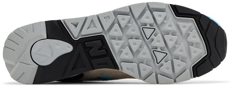 New Balance CM1600 Elite Edition