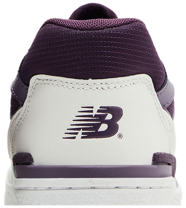 Wmns 550 White Midnight Violet