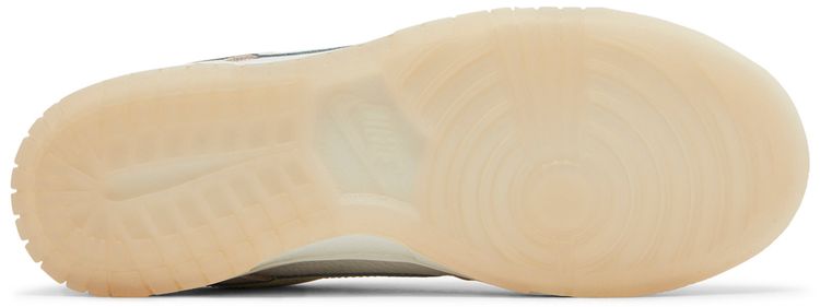 Nike Wmns Dunk Low Light Soft Pink