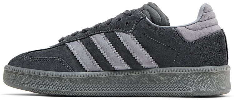 Samba XLG Carbon Grey