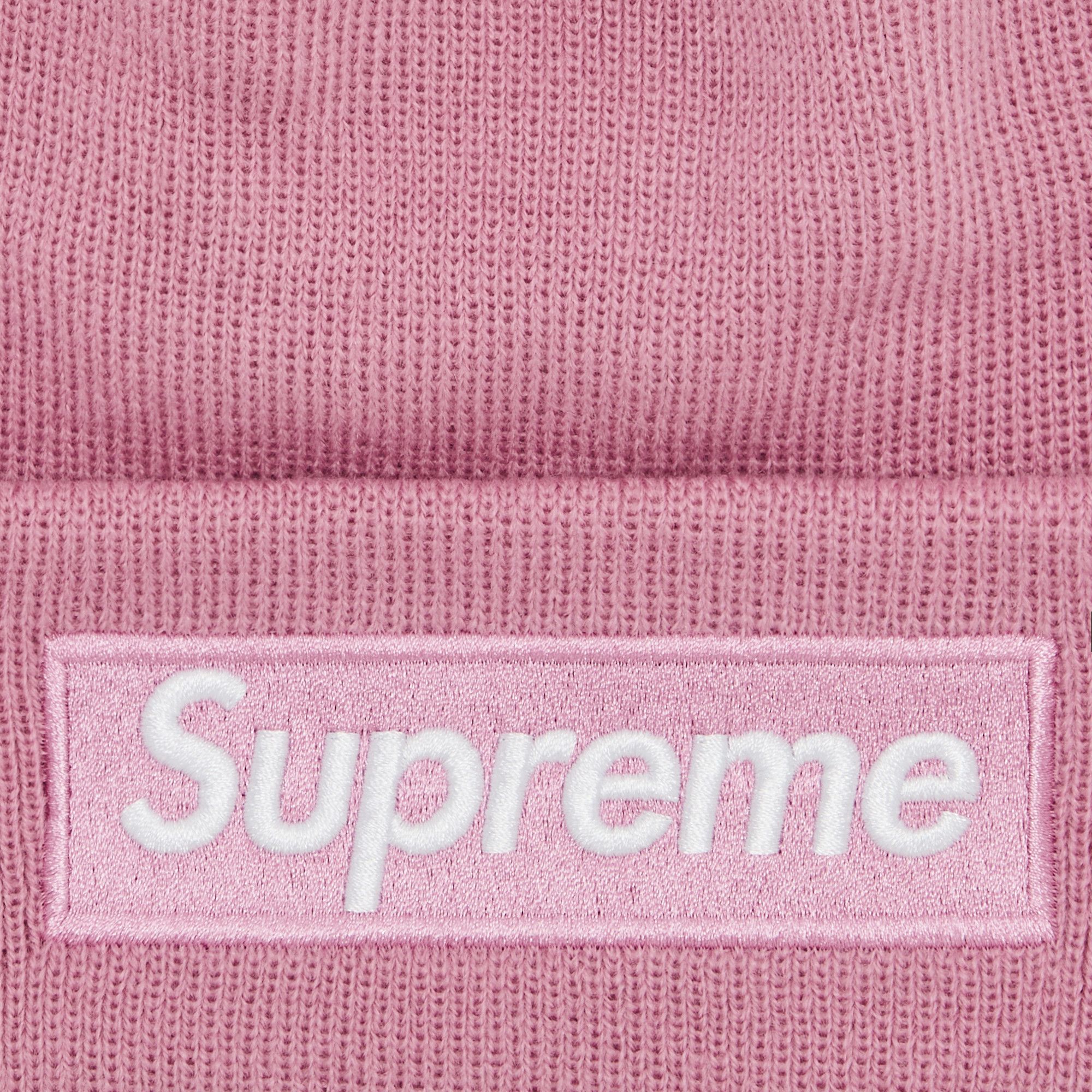 Pink supreme logo shop