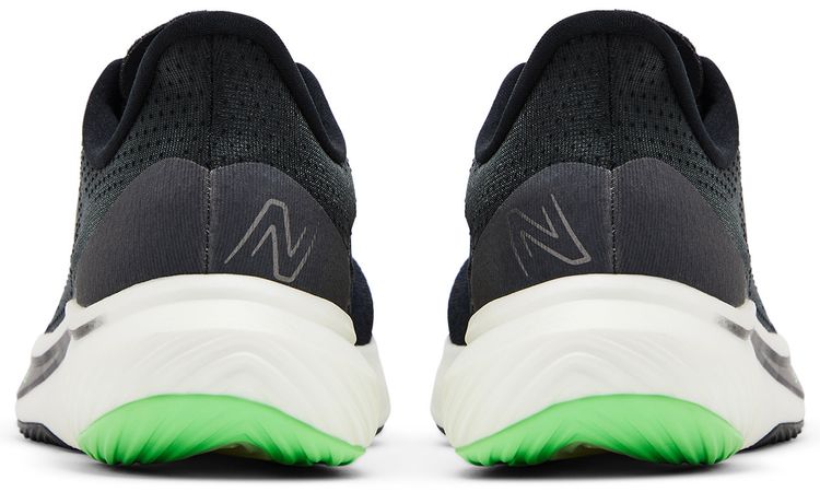 New Balance FuelCell Rebel v3 Black Vibrant Spring