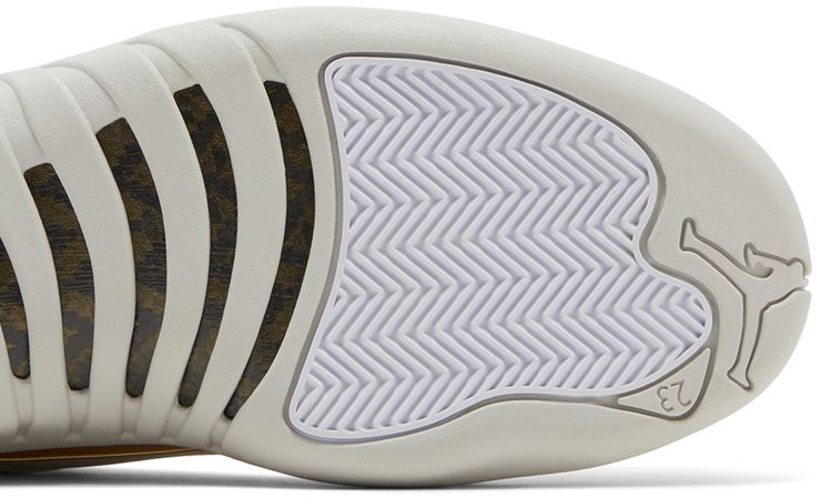 Wmns Air Jordan 12 Retro Phantom