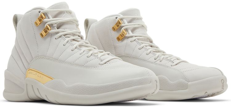Wmns Air Jordan 12 Retro Phantom