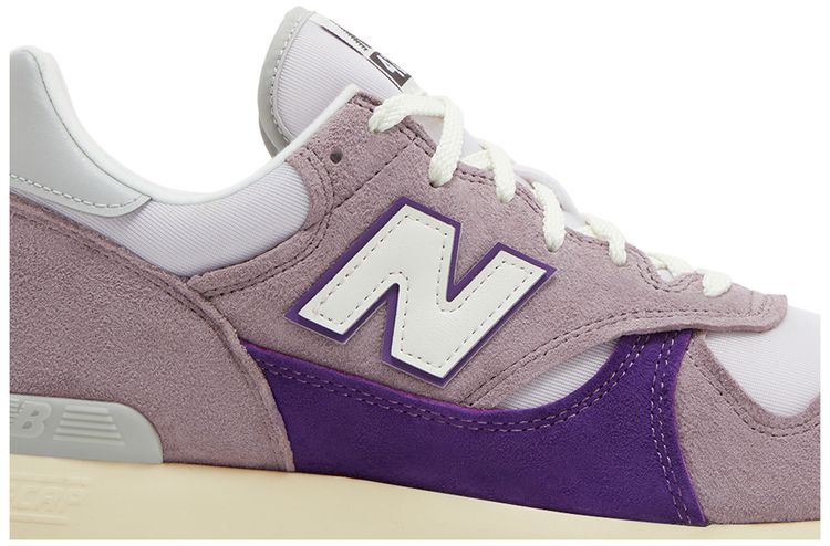 New Balance 475 Ice Wine