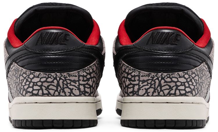 Supreme x Dunk Low Pro SB Black Cement