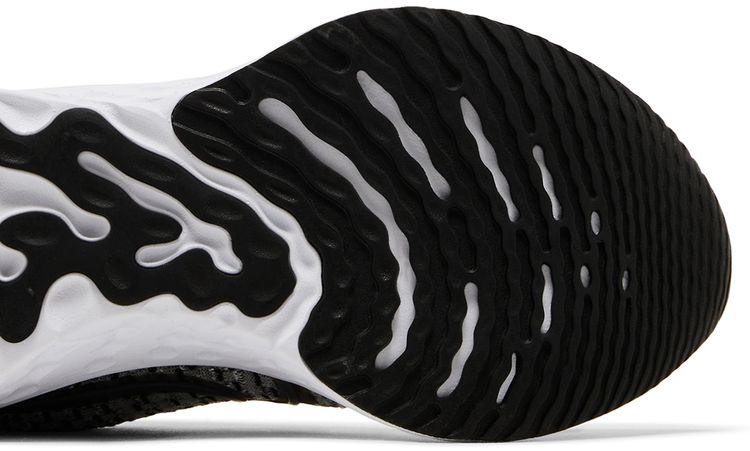 Nike Wmns React Infinity Run Flyknit 3 Black Dark Smoke Grey